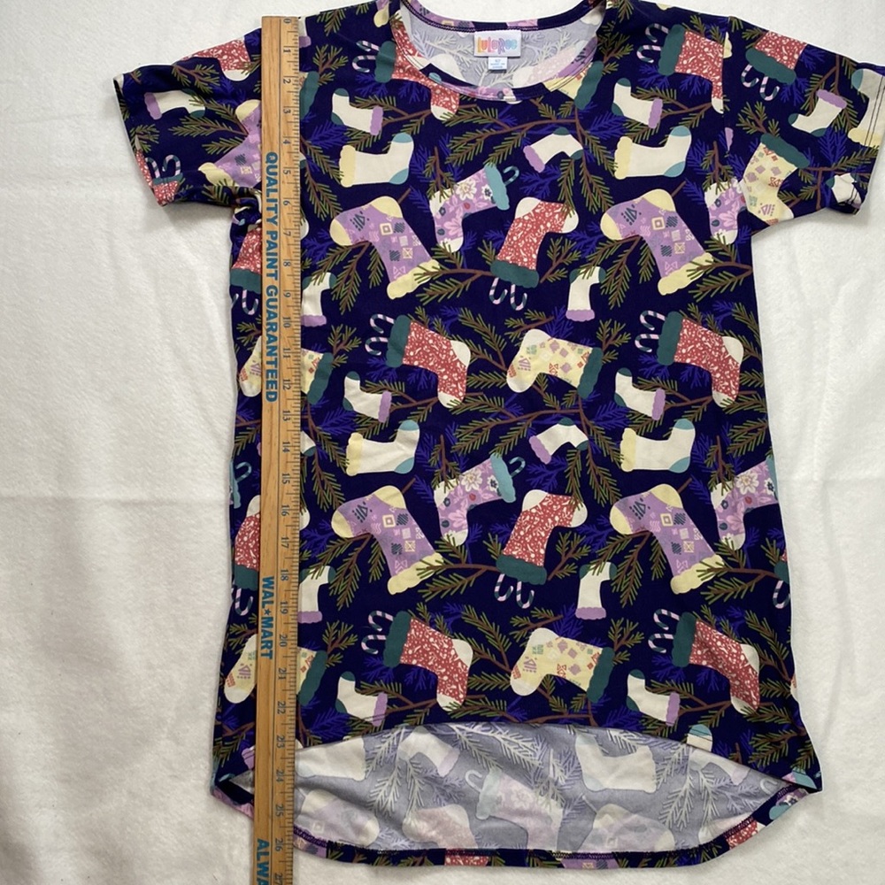 Lularoe Short Sleeve T Shirt Christmas Stockings Blue Womens Size 12 - Picture 4 of 7